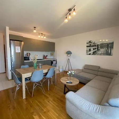 Apartamento With Parking Space - 21057 Omiš