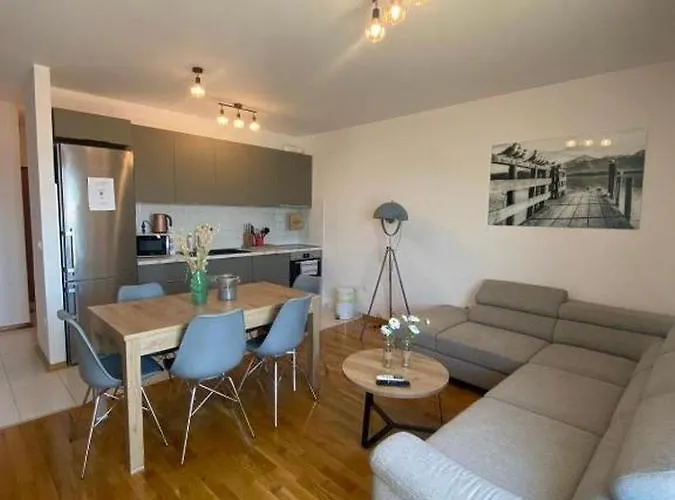 Apartamento With Parking Space - 21057 Omiš